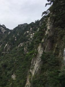 大别山薄刀峰风景区