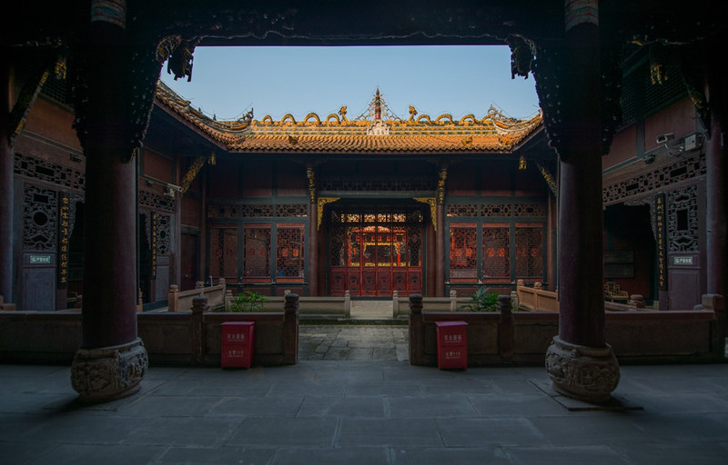 川南建筑艺术瑰宝—叙永县春秋祠